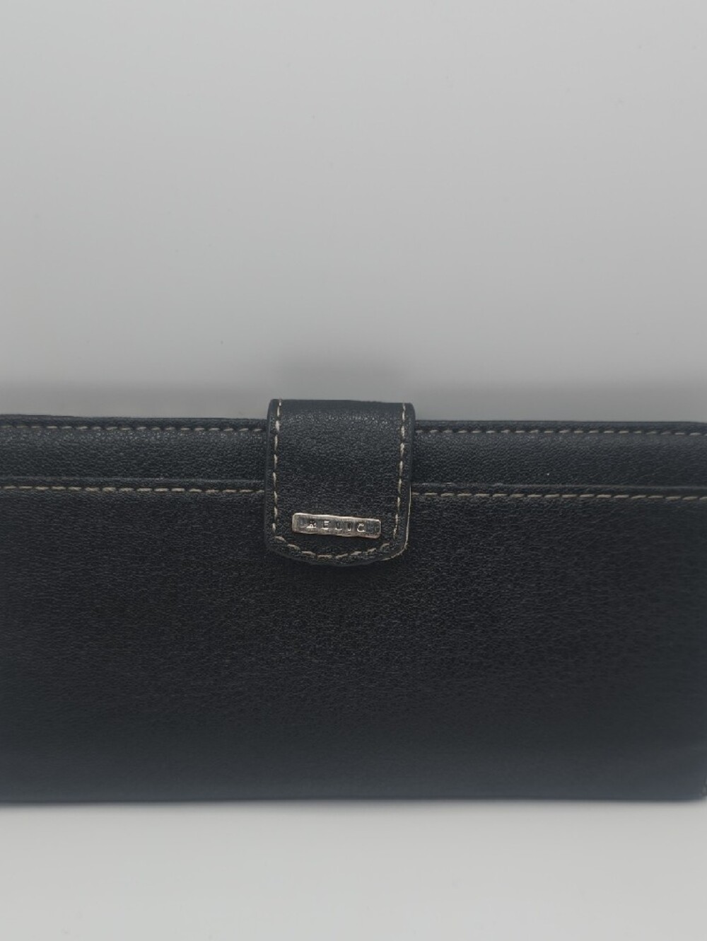 Relic Black Leather Trifold Wallet W Contrast Stitching/Silver Hardware (EUC)๐ค - Picture 2 of 12
